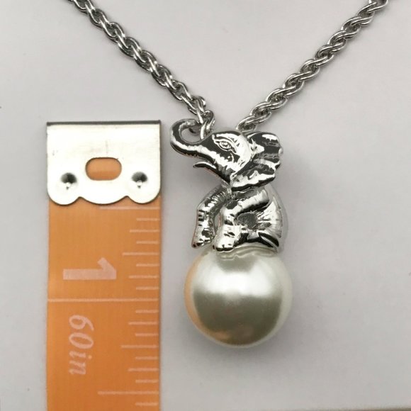 -NEW Elephant Pearl Pendant Necklace & Earrings Set - Picture 11 of 12